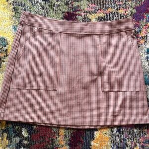 Women’s skirt brand: A New Day